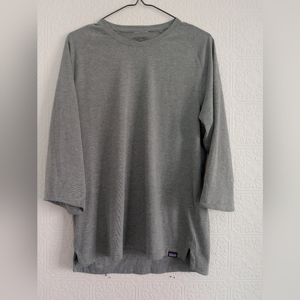 Patagonia Women's Heather Gray Top